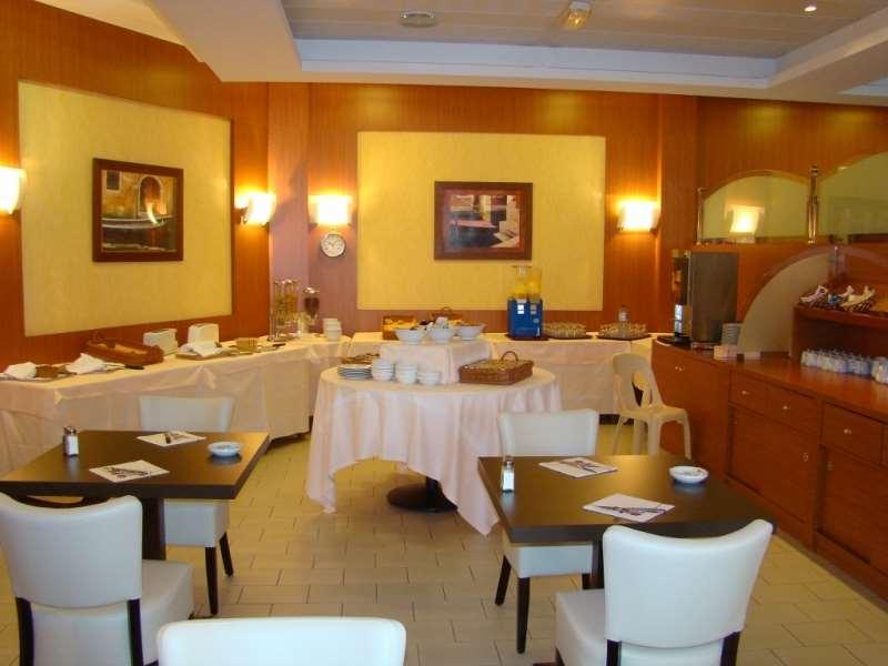 Brit Hotel Du Lac Saint-Paul-lès-Dax Restauracja zdjęcie